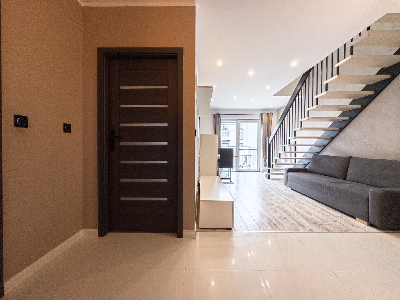 4 Pokoje Centrum 2 Poziomy 2 Łazienki Balkon Garaż Winda - obrazek 10